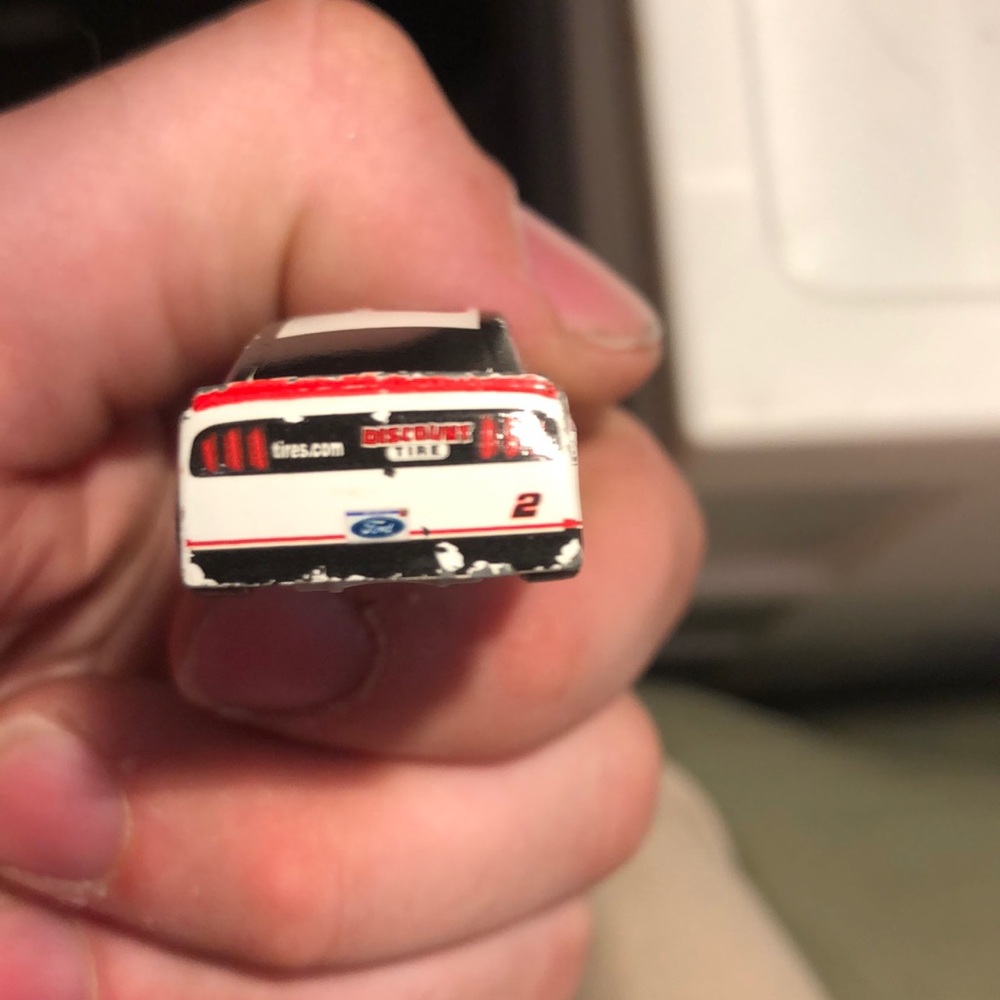 Discount tires Racing Car #2 - Picture 4 of 9